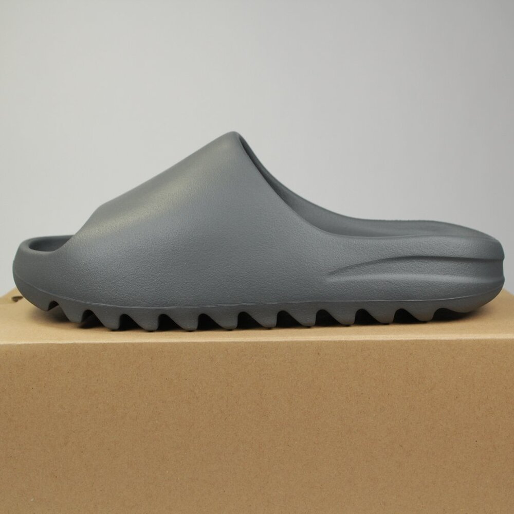 Adidas Yeezy Slate Grey-Size 11US-NEW WITH BOX- Unisex YZY SLIDE - ID2350